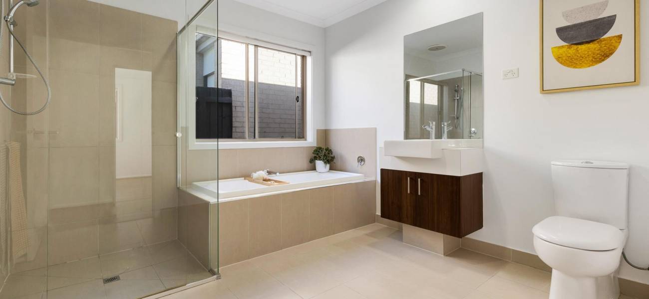 16 Cleeland Court, ROXBURGH PARK, VIC 3064 AUS