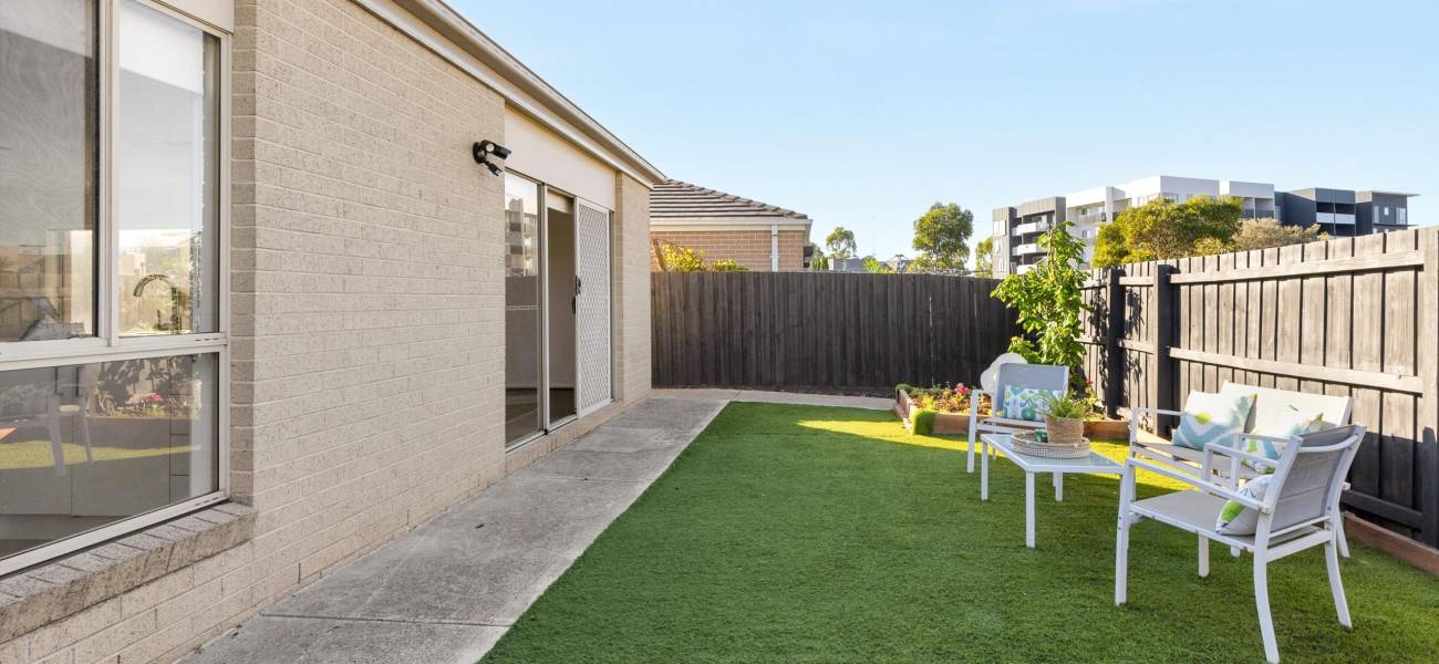 16 Cleeland Court, ROXBURGH PARK, VIC 3064 AUS
