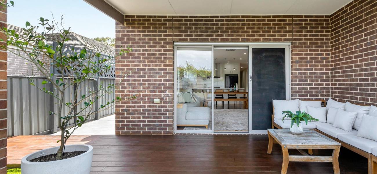77 Bridgehaven Drive, CRAIGIEBURN, VIC 3064 AUS
