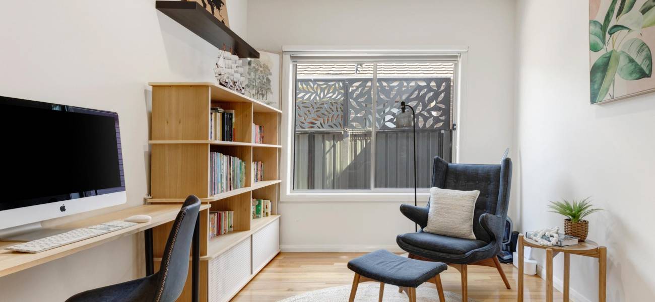 77 Bridgehaven Drive, CRAIGIEBURN, VIC 3064 AUS