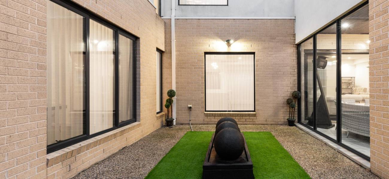 46 Parkfront Crescent, ROXBURGH PARK, VIC 3064 AUS