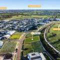 16 Hawkstowe Crescent, GREENVALE, VIC 3059 AUS