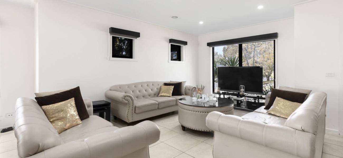 31 Orlando Drive, ROXBURGH PARK, VIC 3064 AUS