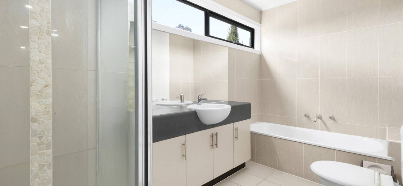 31 Orlando Drive, ROXBURGH PARK, VIC 3064 AUS