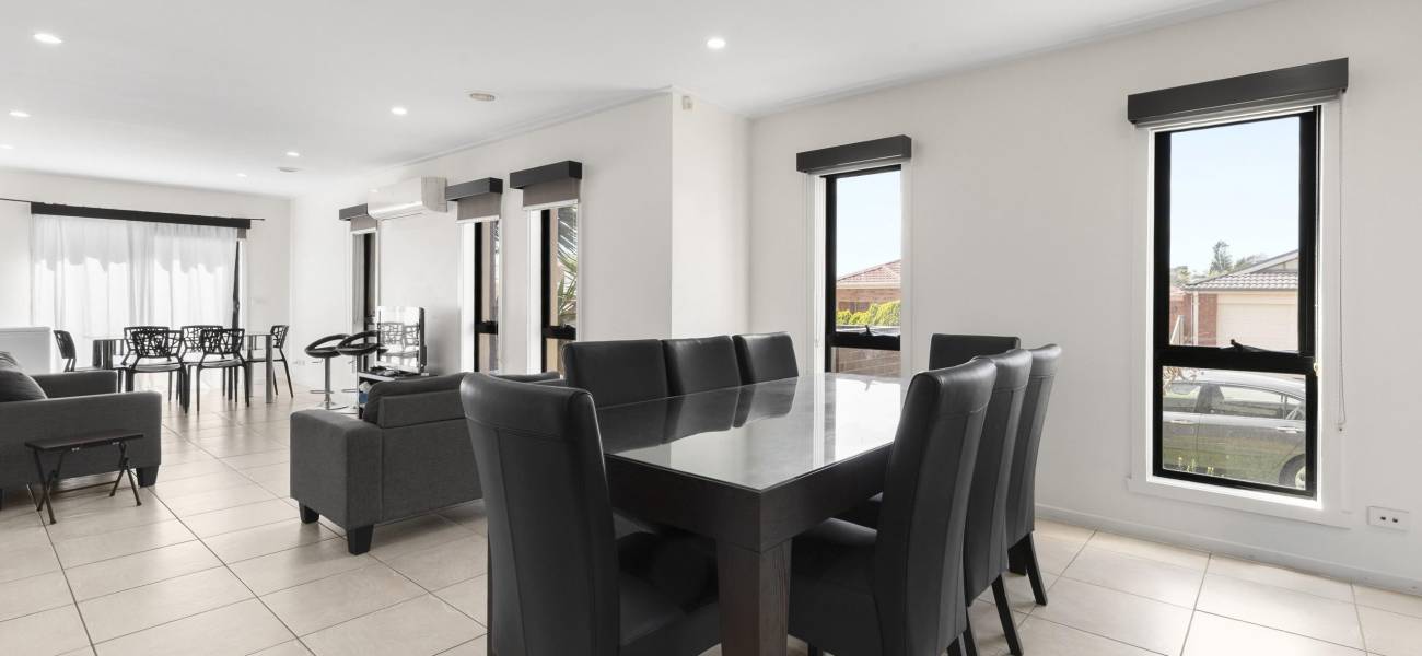 31 Orlando Drive, ROXBURGH PARK, VIC 3064 AUS