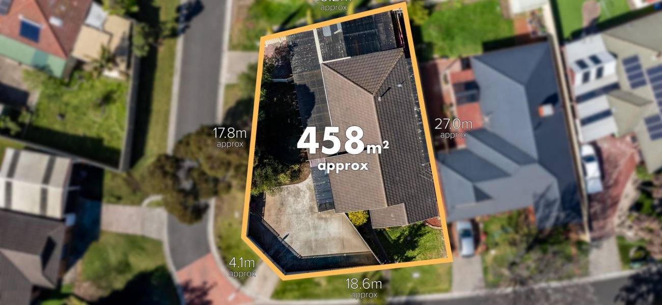 15 Tulloch Way, ROXBURGH PARK, VIC 3064 AUS