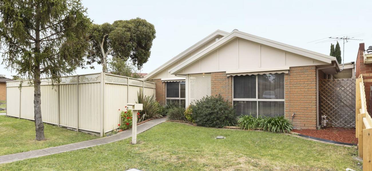 15 Tulloch Way, ROXBURGH PARK, VIC 3064 AUS