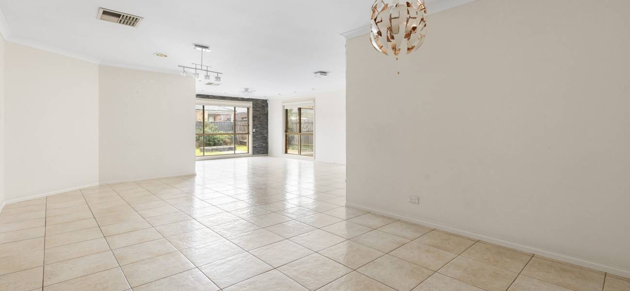 37 Wheatley Avenue, ROXBURGH PARK, VIC 3064 AUS