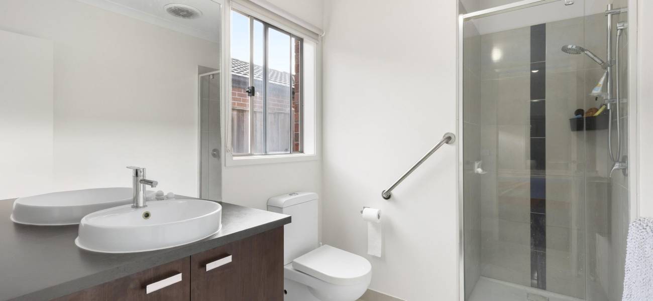 6 Martinshaw Road, MICKLEHAM, VIC 3064 AUS