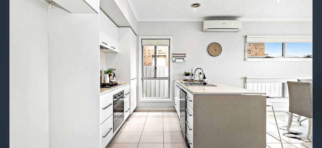 15 Amphion Street, EPPING, VIC 3076 AUS