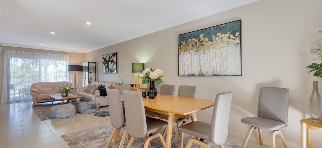 44 Napoli Circuit, GREENVALE, VIC 3059 AUS