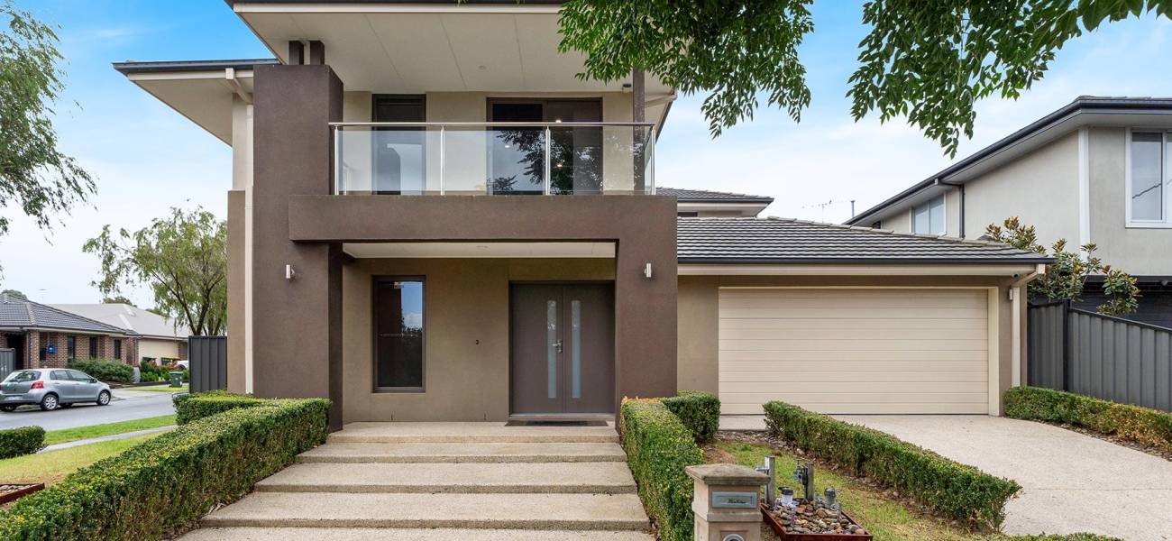 8 Gallantry Avenue, CRAIGIEBURN, VIC 3064 AUS