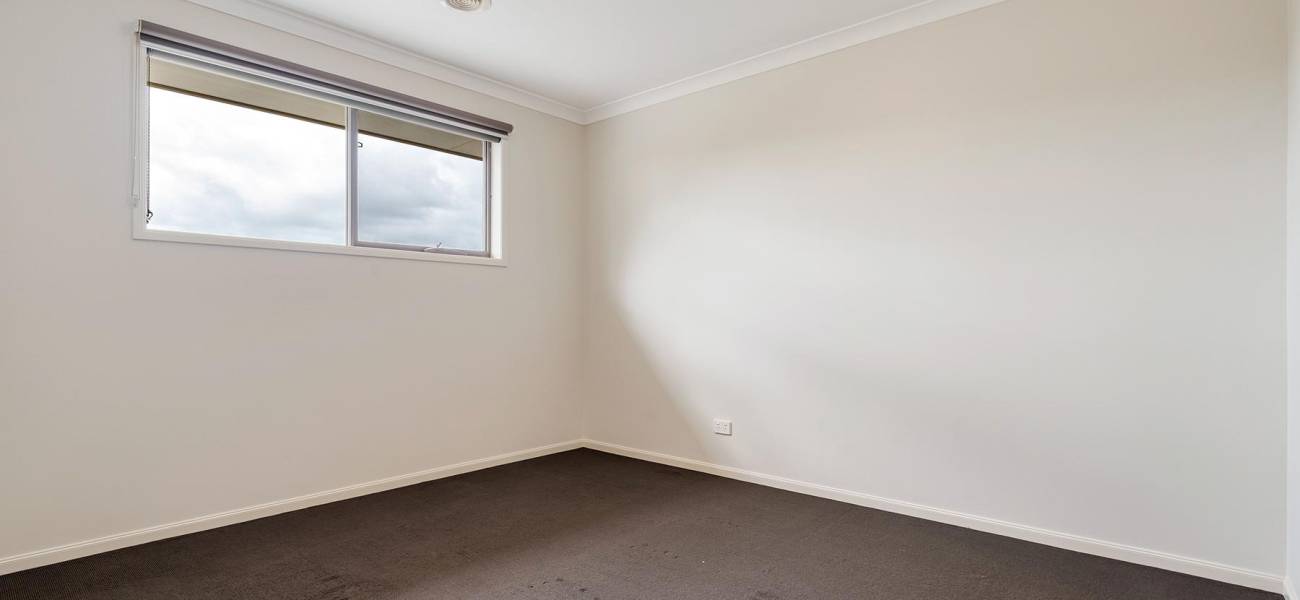8 Gallantry Avenue, CRAIGIEBURN, VIC 3064 AUS