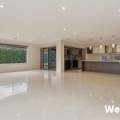 8 Gallantry Avenue, CRAIGIEBURN, VIC 3064 AUS