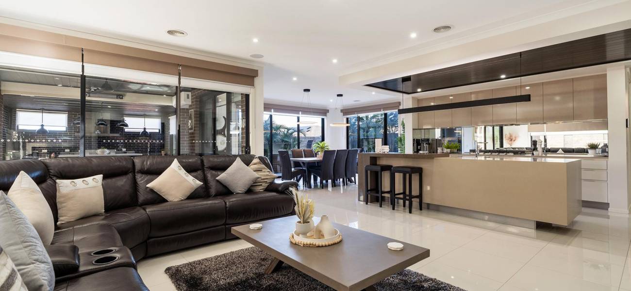 13 Arena Avenue, ROXBURGH PARK, VIC 3064 AUS
