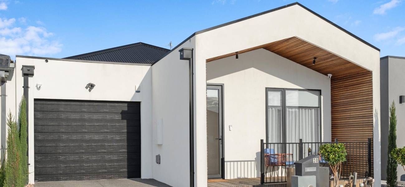 30 Callicoma Street, MICKLEHAM, VIC 3064 AUS