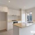 7 Hinter Way, ROXBURGH PARK, VIC 3064 AUS
