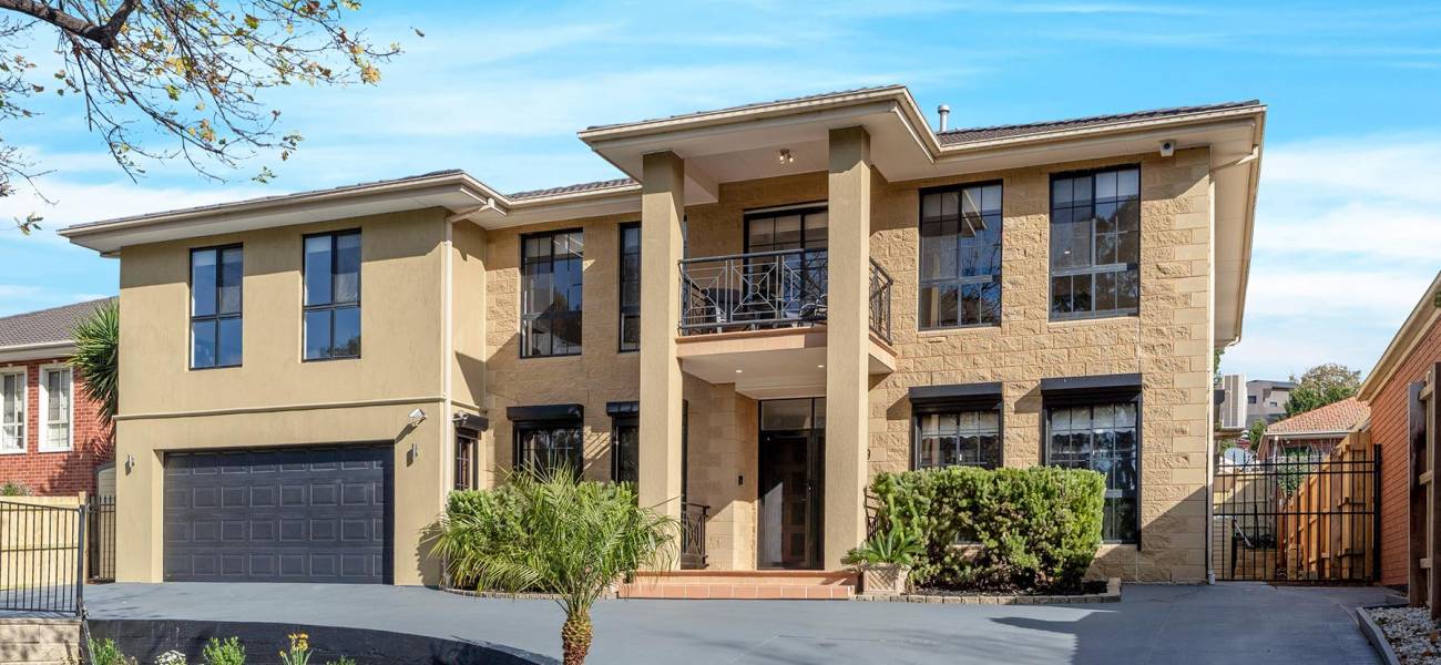 9 Glenmore Place, GREENVALE, VIC 3059 AUS