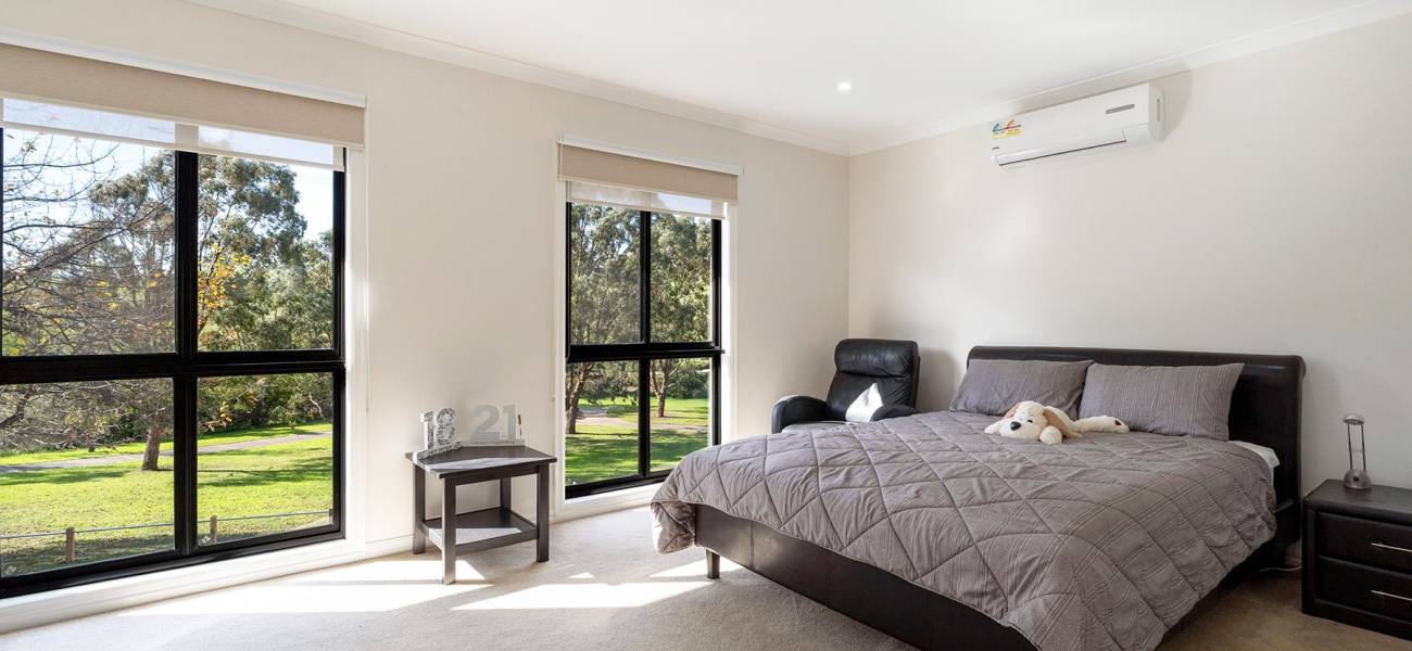 9 Glenmore Place, GREENVALE, VIC 3059 AUS