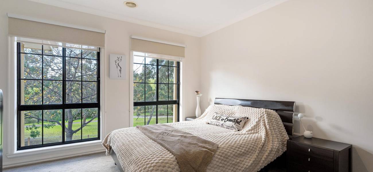 9 Glenmore Place, GREENVALE, VIC 3059 AUS