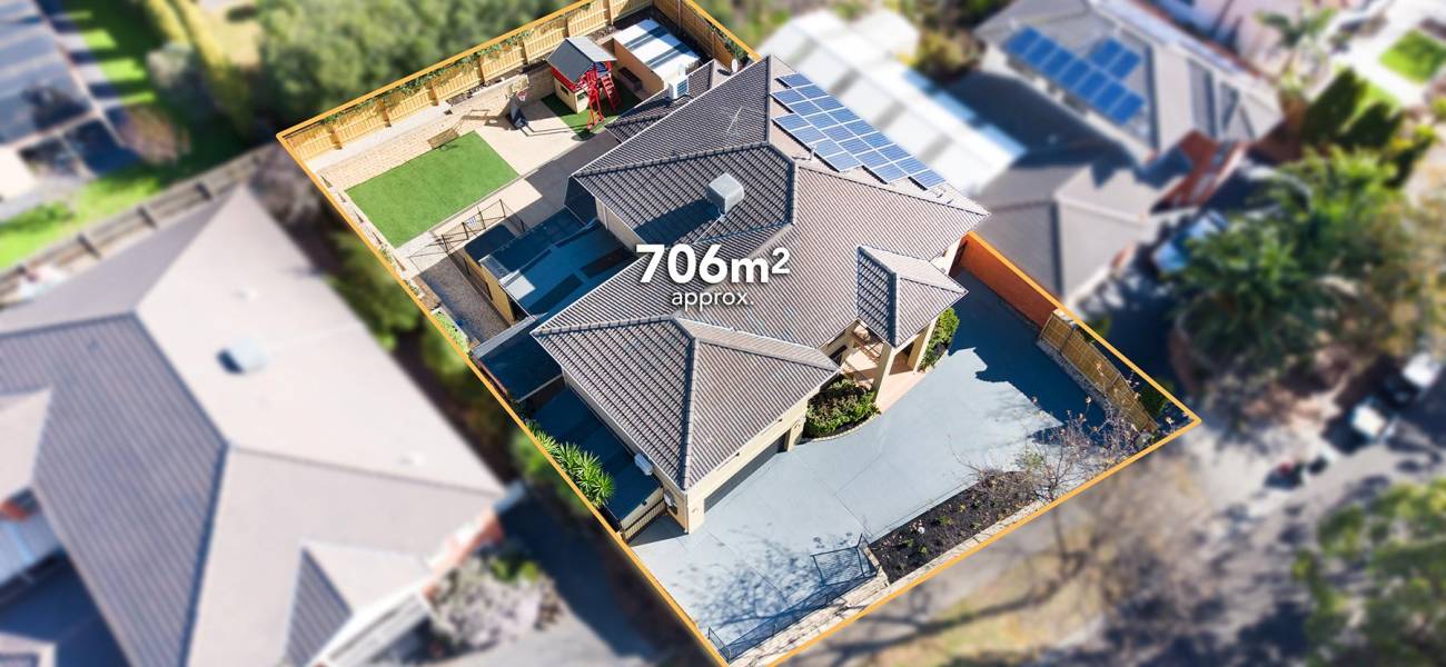 9 Glenmore Place, GREENVALE, VIC 3059 AUS