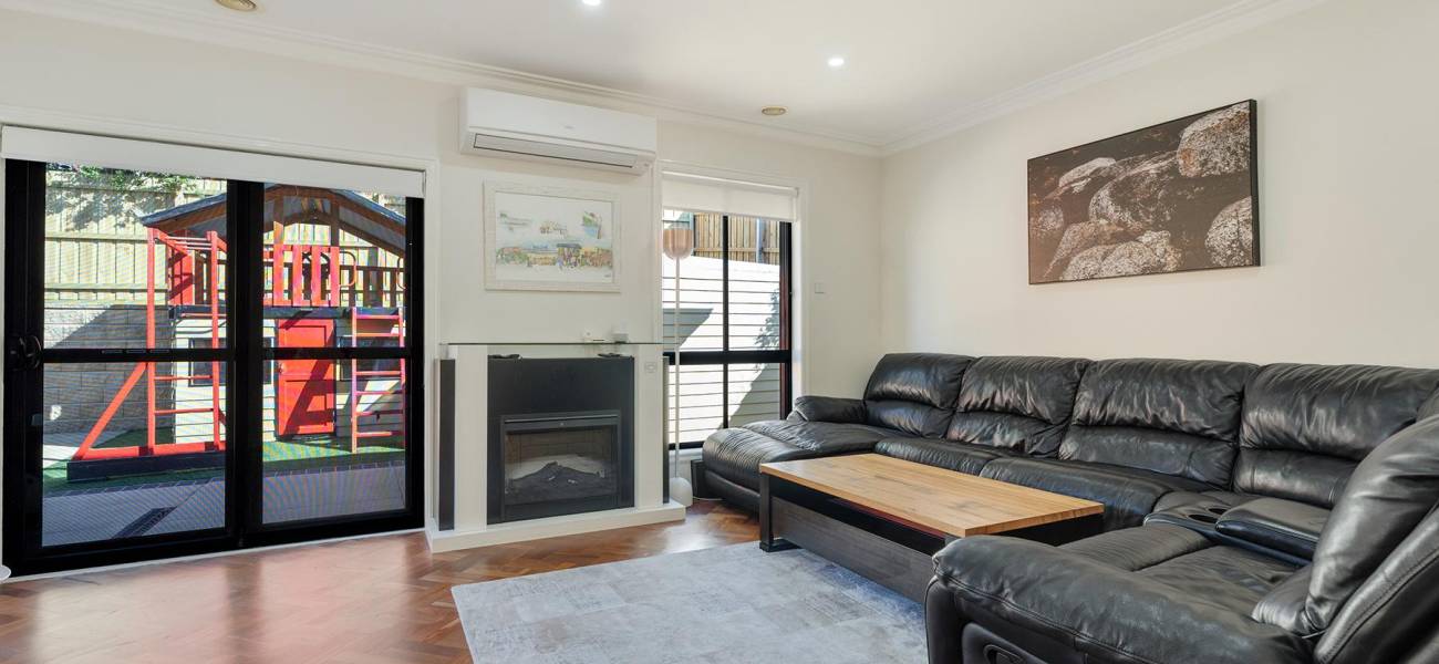 9 Glenmore Place, GREENVALE, VIC 3059 AUS