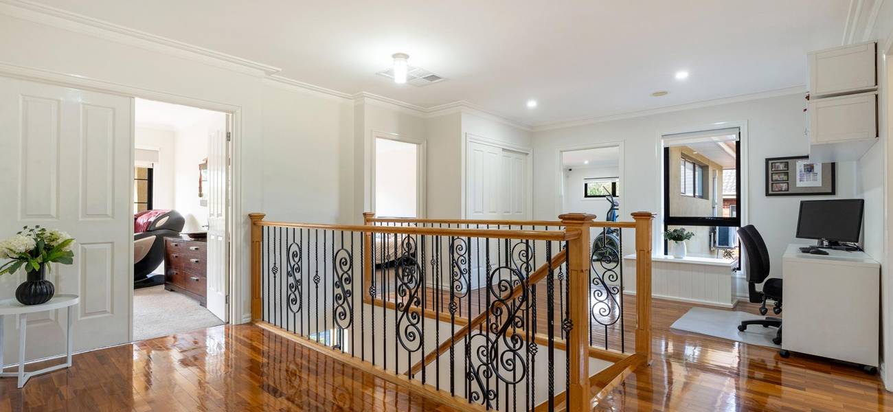 9 Glenmore Place, GREENVALE, VIC 3059 AUS