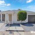 25 Thompson Crescent, ROXBURGH PARK, VIC 3064 AUS