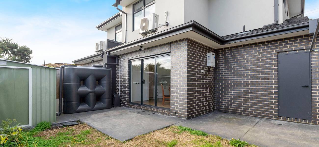 46 Karnak Crescent, COOLAROO, VIC 3048 AUS