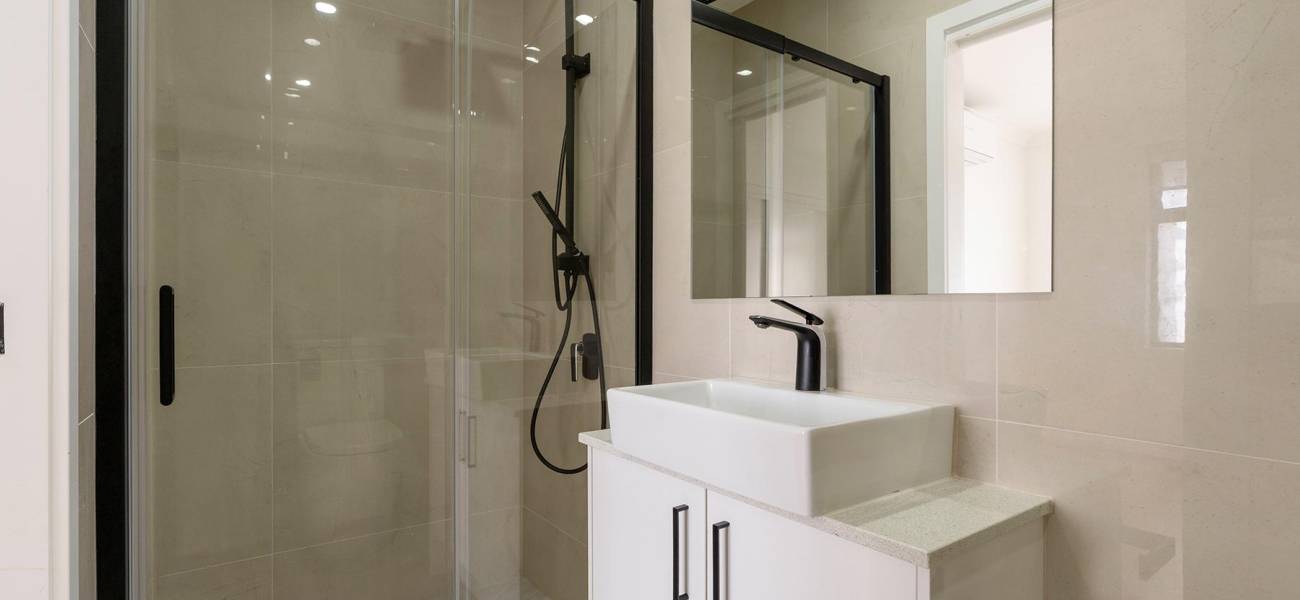 46 Karnak Crescent, COOLAROO, VIC 3048 AUS