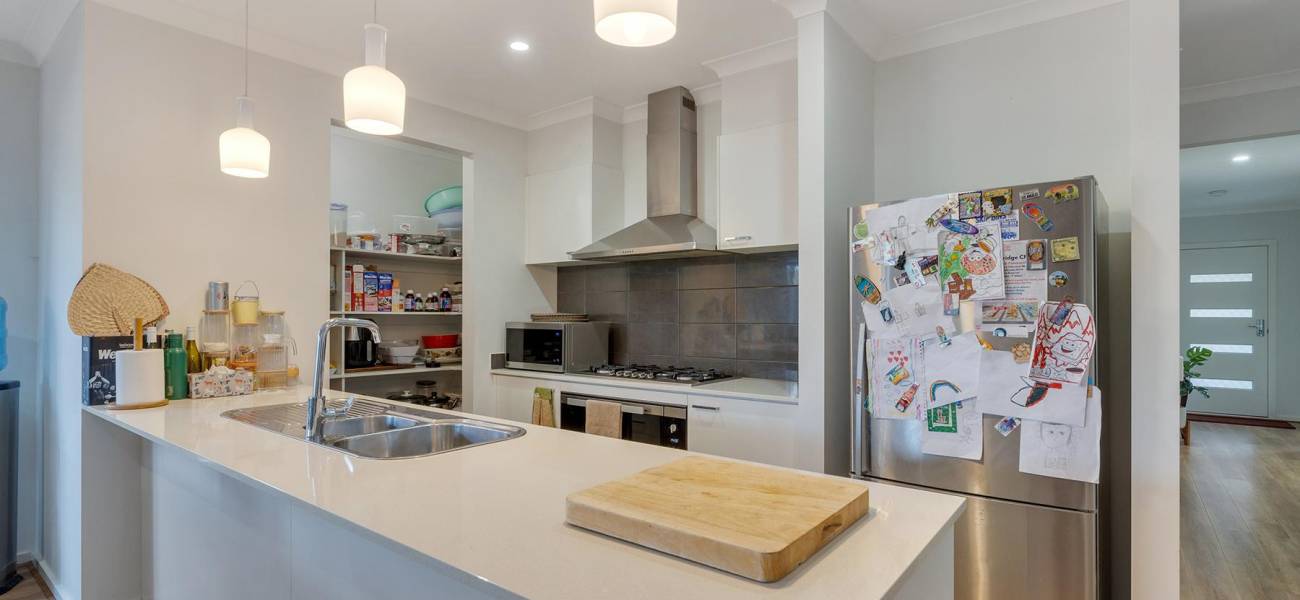 48 Cascade Drive, BEVERIDGE, VIC 3753 AUS